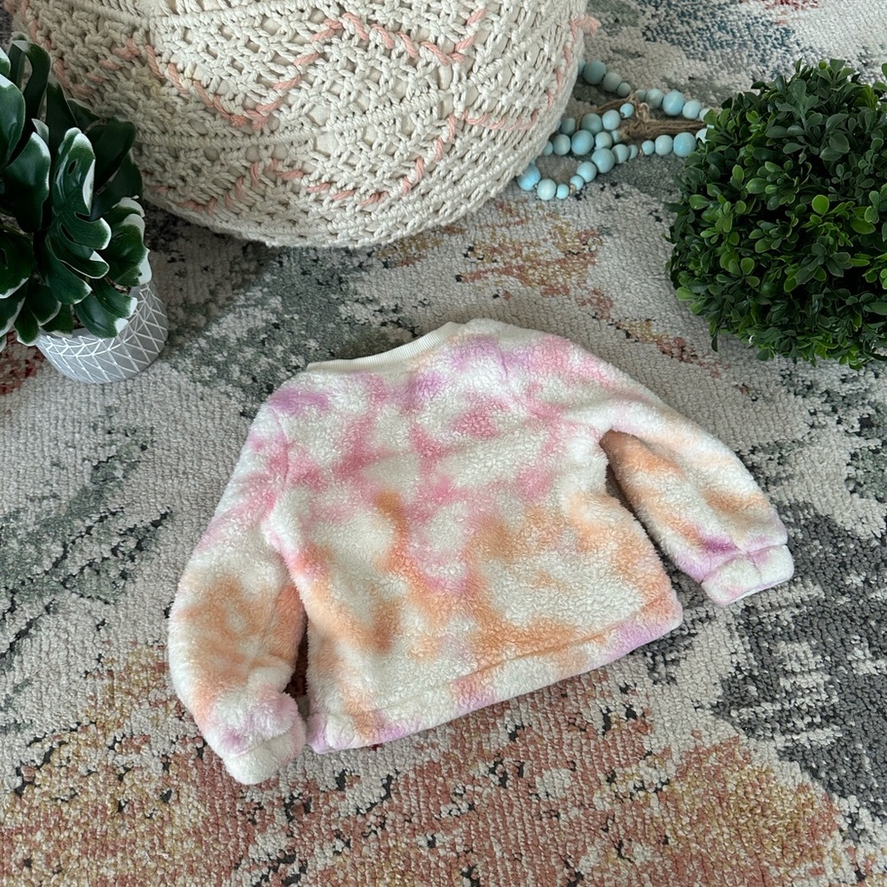 Cat & Jack Toddler Girls Sherpa Long Sleeve Pullover, Warm Tie Dye Size 2T - Picture 9 of 12